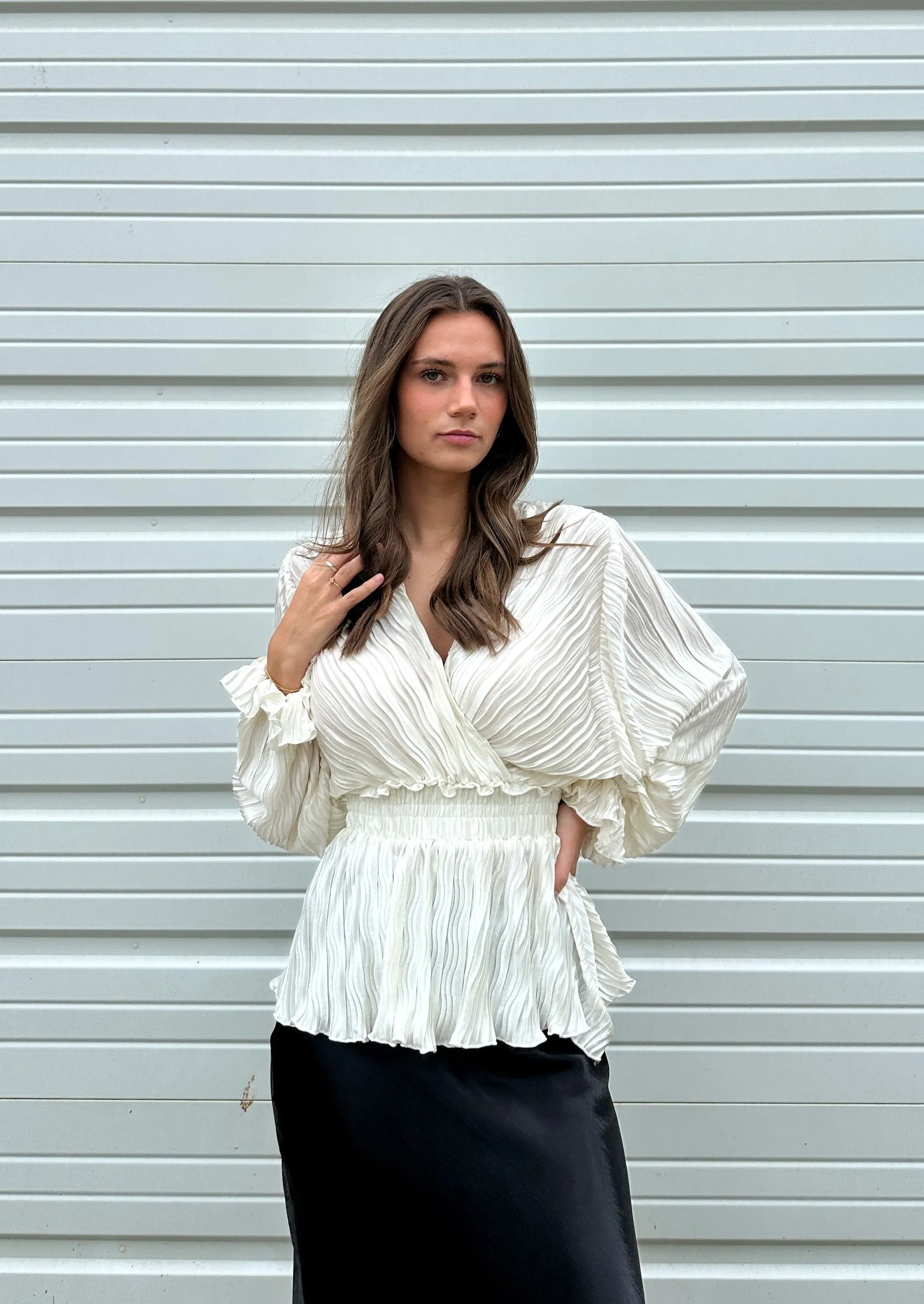 "Waiting In The Wings" Longsleeve V-Neck Top - Ivory